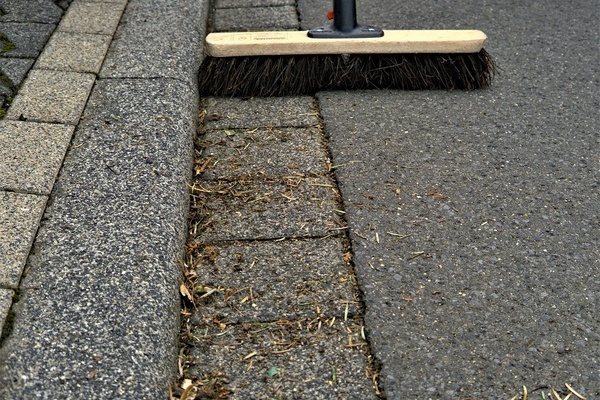 Besen, Straßenreinigung 