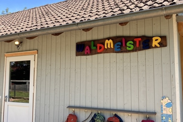 Schild *Waldmeister"  Schild *Waldmeister"